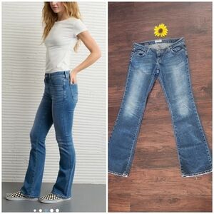 AMERICAN EAGLE Classic Blue STRETCH TRES LONG  Jeans 💙💙